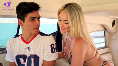 Colombian beauty Tatiana Alvarez cheats on her husband with the yacht captain under the open sky