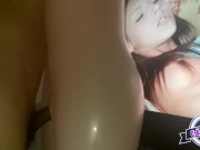 virgen masturbándose viendo a Krystal Boyd