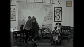 Beim Fotografen Aka at the Photographers Restored in 4K