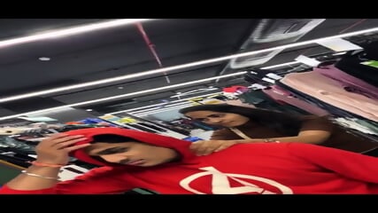 Encoxada indian woman bug ass cumshot