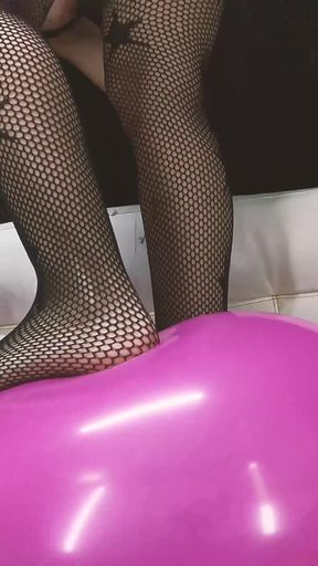 POV Feet Nun Popping Balloons 14&quot; Naked Pop