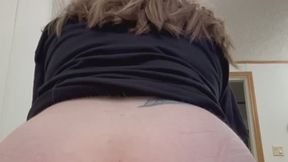 Almost made a mess in my pants mp4
