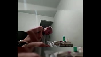 Homem trans fudendo a buceta da vizinha