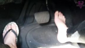 Pedal Pumping with gold toes- HD 1080p