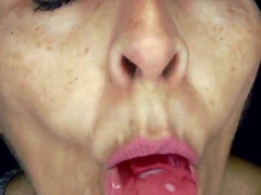 Amateur brunette ariana marie solo toying