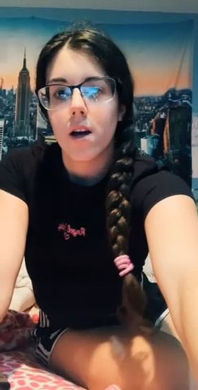 Scissoring Your Neck!