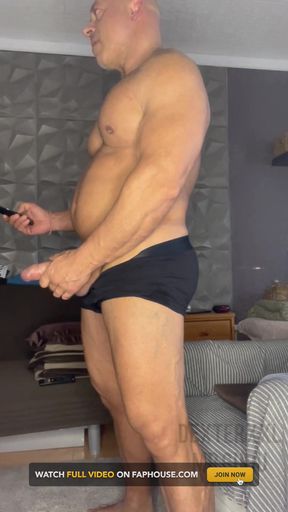 Underwear Wank. Mr Guru Bodybuilder Wank Jerk off Cum