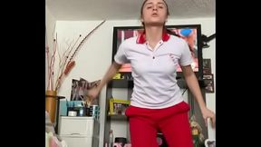 Milf baila sensualmente, (perdon brayan, te la devolvere el fin de semana)