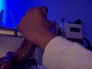 Stepdaughter Accidentally Walks In On Stepdad Jerking Off Things Get Hot Fast.