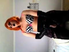 Sissy crossdresser cumming for you