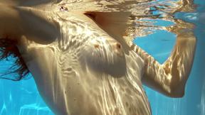 ”Introverted tight perfect beauty swimming gymnastics”