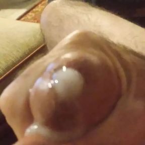 Close Up Of Daddy&#039;s Cock Head Squirting Cum