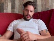 Samuel Hodecker se masturbando bem gostoso com seu grande pau brasileiro