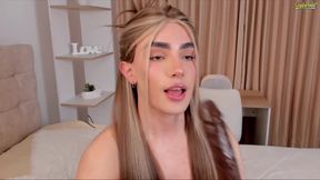 Kitty Suck Dildo and Finger Ass