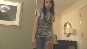 Hot tgirl amateur Oriana Frost shows off her HJ skills
