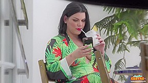 BBW Pornstar Angelina Castro Squirting and Sucking Dick