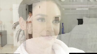 Alex Coal Wants To Swallow All His Frat Boy Cum During Spring Break