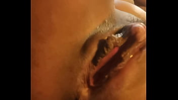 Ma chatte est tr&egrave_s grosse et mon clito est &eacute_norme Dans ces 3 vid&eacute_os tu ...