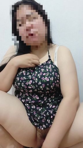 Beautiful Big Sister Just Came From a Small Village