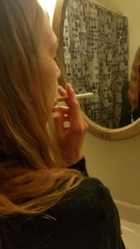 SEXY GIRL👩 FUCKS DOGGYSTYLE🐶 IN BATHROOM WHILE SMOKING🚬🚬🚬