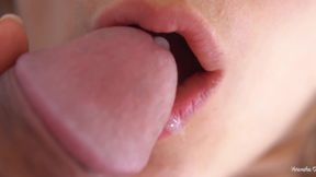 Ejaculation in beautiful mouth closeup video