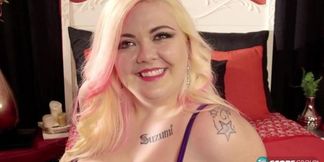 Brunette babe Suzumi Wilder steals it in the ass