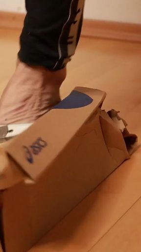 Asmr Wooden Clogs Trample and Crush Shoe Box