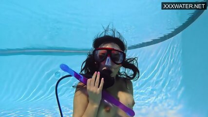 Lana Tanga shows underwater orgasms to you