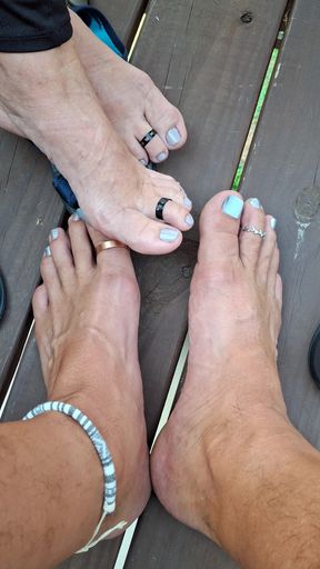 Do you like our toe rings and cute toes