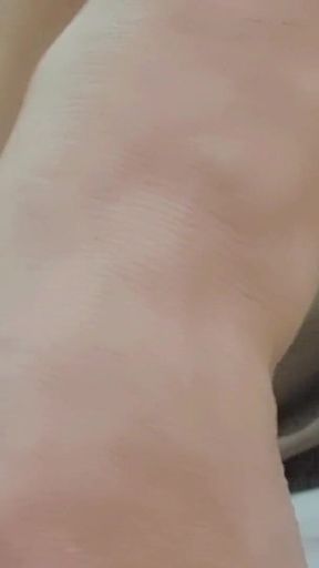 Sucking a Big Pussy Until It Gets Huge