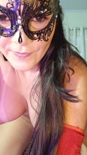 A sexy Mrs. Claus exhibiting her perfect body on cam (my snap: rosaangela_ofc)