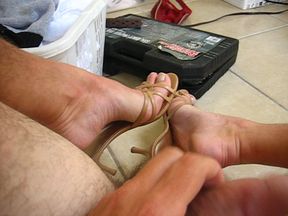 Cumming Hard While Wearing Pretty Heels