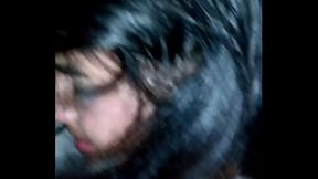 MUJER SE PONE CALIENTE AL VER COMO ENTRA Y SALE MI POLLA DE SU RICA VAGINA