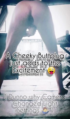 Garden Nudity and Masturbation with a Buttplug in Me