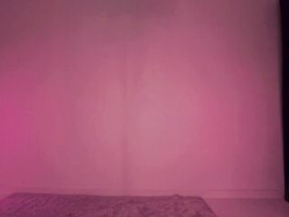 Nasty Jennifer bounces her plump butt with a shoulder wedgie