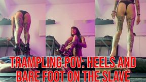 LILLI BAYLE - TRAMPLING POV: HEELS AND BARE FOOT ON THE SLAVE