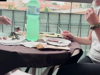 Lara Eats Meat, Then Bangs Oral job and Creampie on the Daybed