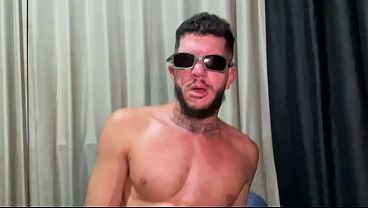 Malhado passivo foi desafiada o a d&aacute_ o rabo pra tr&ecirc_s dotados do bairro.