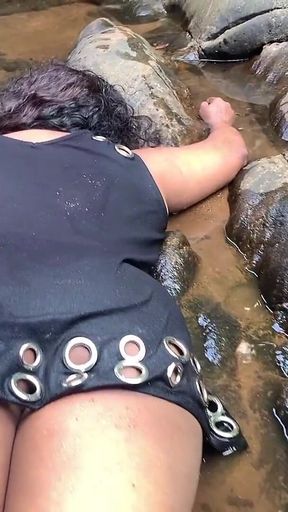 Sri Lanka Village Girl Tight Pussy Outdoor Sex Video, Desi Outdoor Sex Video