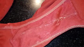 Smelling sister in law&#039_s panties