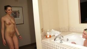 Rochelle Ryder & Kat Stevens : Squirt in Bath