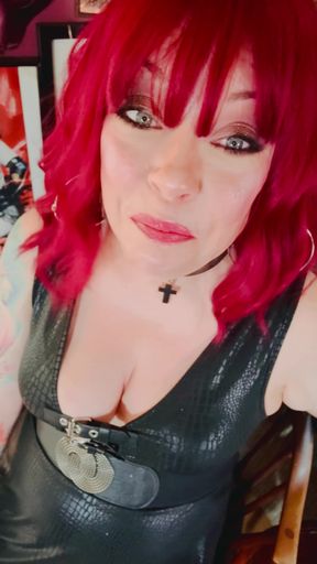 English Goth Dangles &amp; Smokes Her Cigarette - Tina Snua Smoking A Cig With Dangling, Drifts, OMI OME Snap