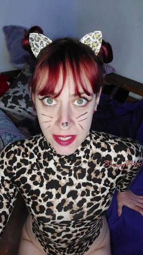 Shyy Fxx a Sexy Kitten Play with Your Favourite Babe