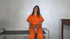 Inmate Luna fights against her rival Gaia