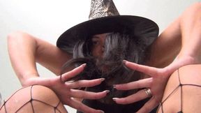 The giantes witch tramples you with her old shoes cc