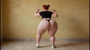 Big ass femboy, big ass boy moves his ass
