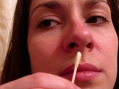 Leena Mae - q Tip Nose Pick