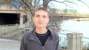 Amateur Hottie Bounces Wildly on Czech Hunter's Boner