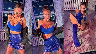 Night Monika Fox In Blue Near The Net