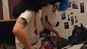 Amateur husky fursuiter rides boyfriends cock for intense anal orgasm